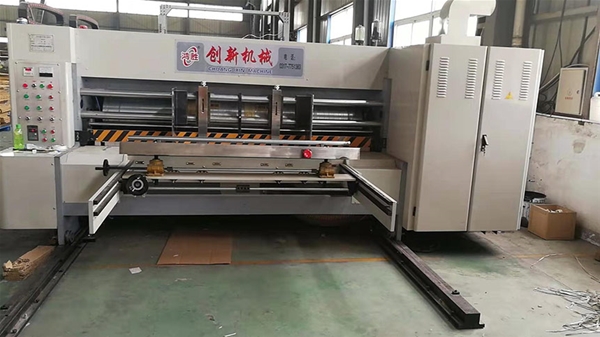 紙箱生(shēng)産車間