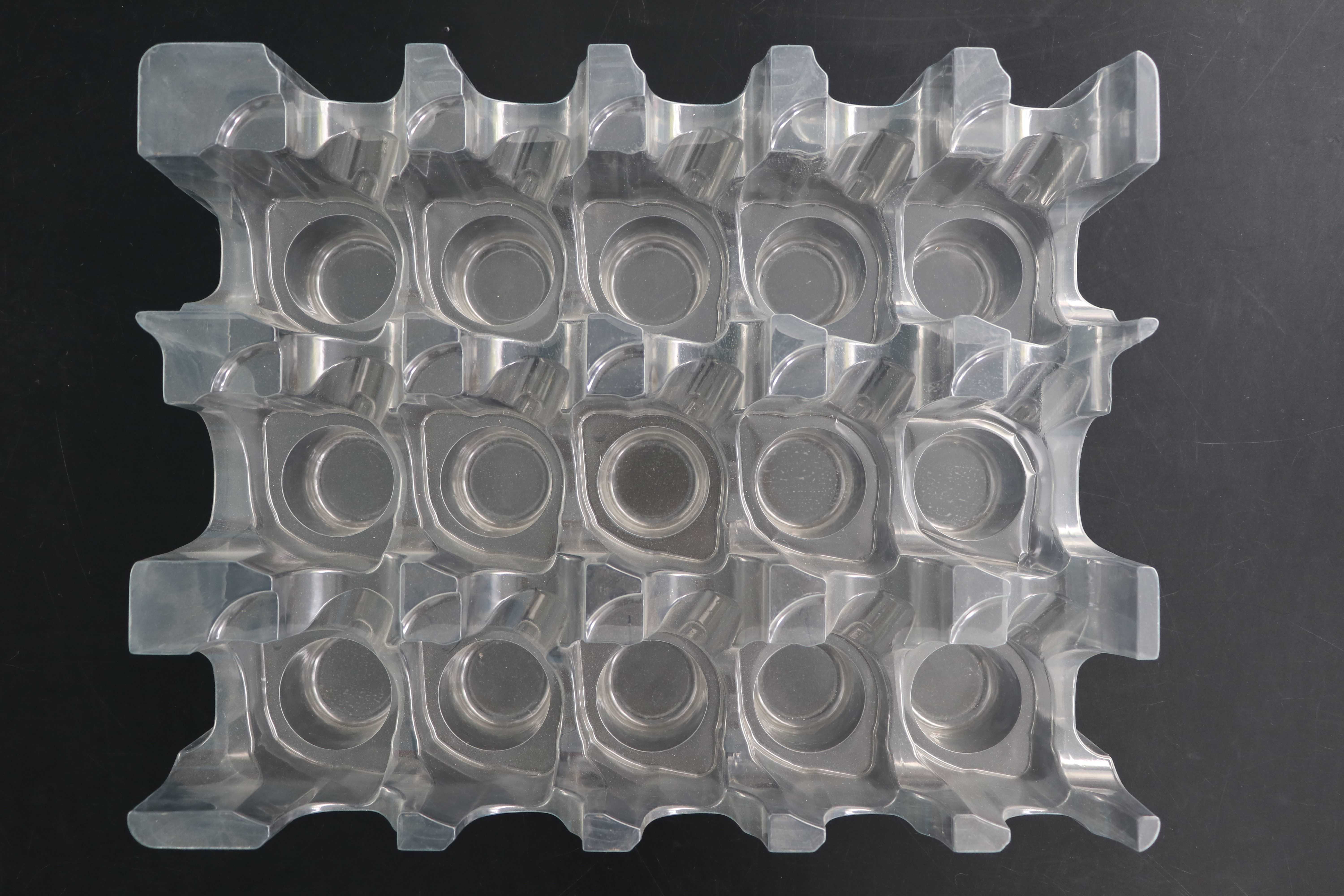 汽車零部(bu)件吸塑包裝